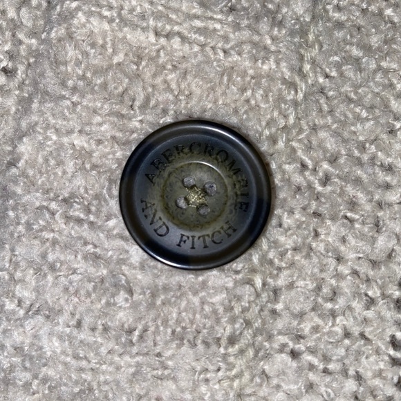 Abercrombie cardigan - Picture 2 of 3